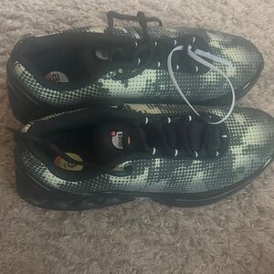 Nike Black and Green Athletic Shoes